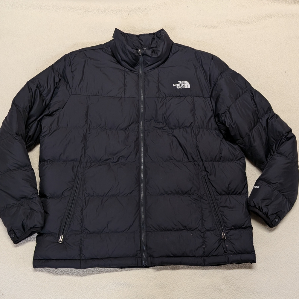 The North Face Men's Dark Puffer Jacket